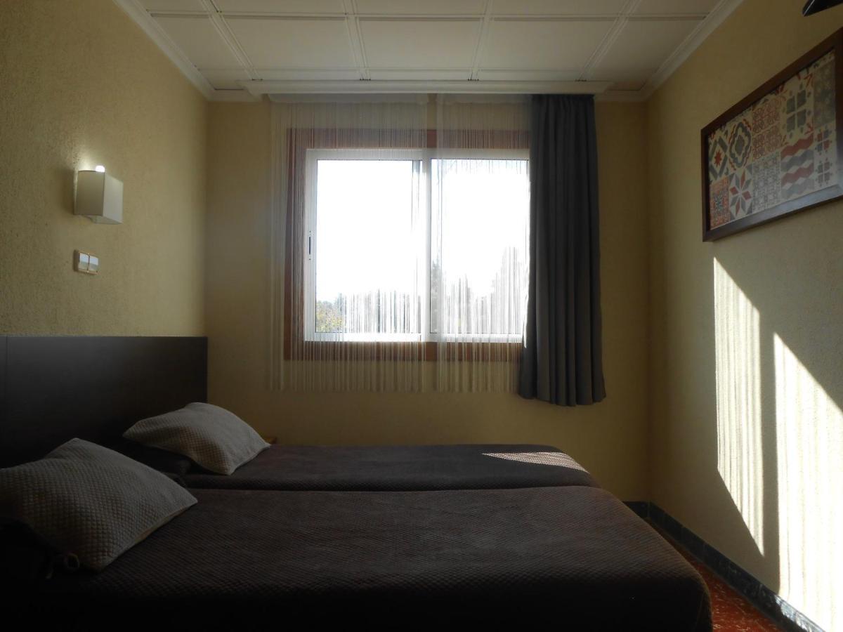 Hostal El Callejon Таррагона Екстер'єр фото
