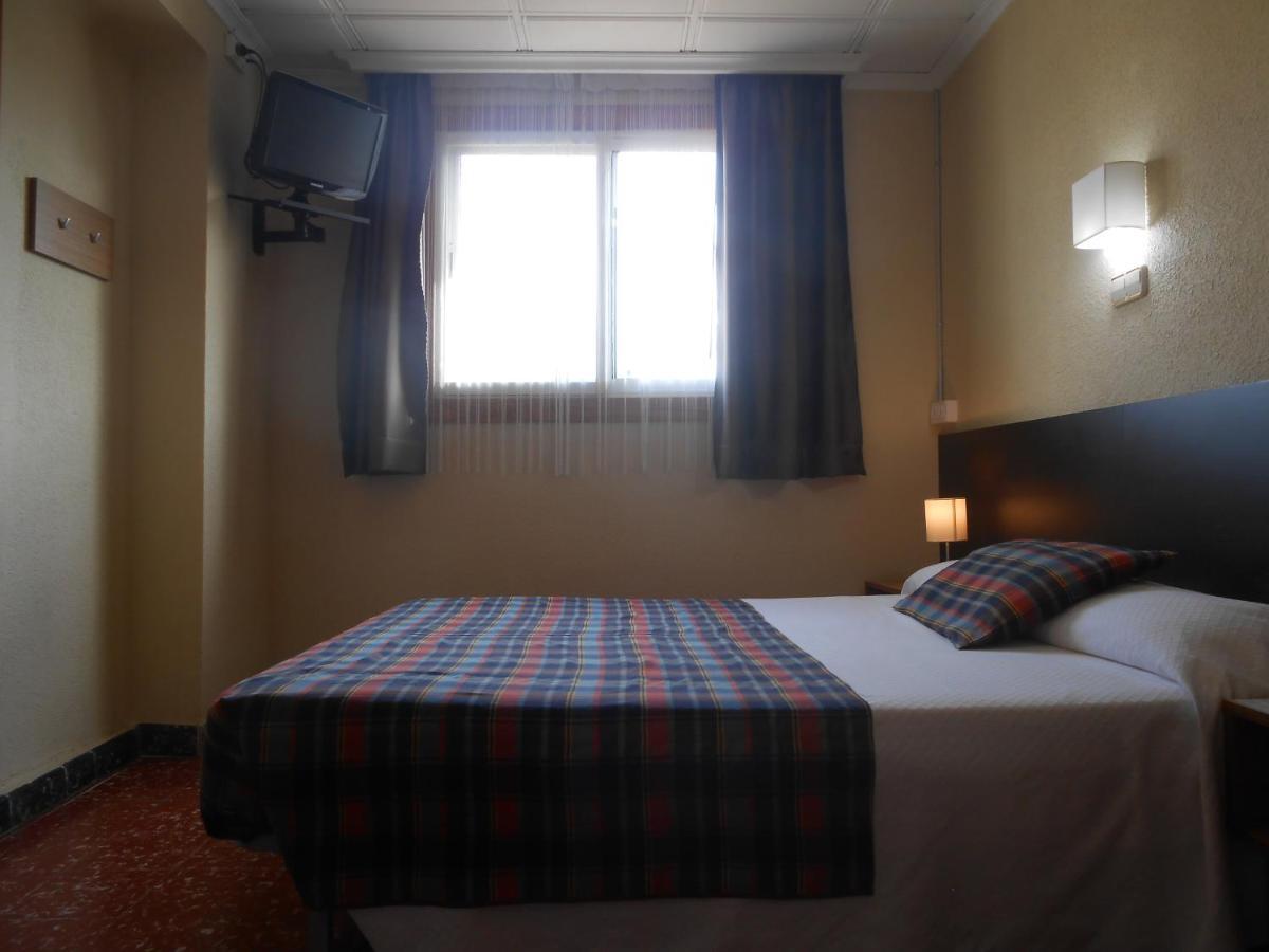 Hostal El Callejon Таррагона Екстер'єр фото