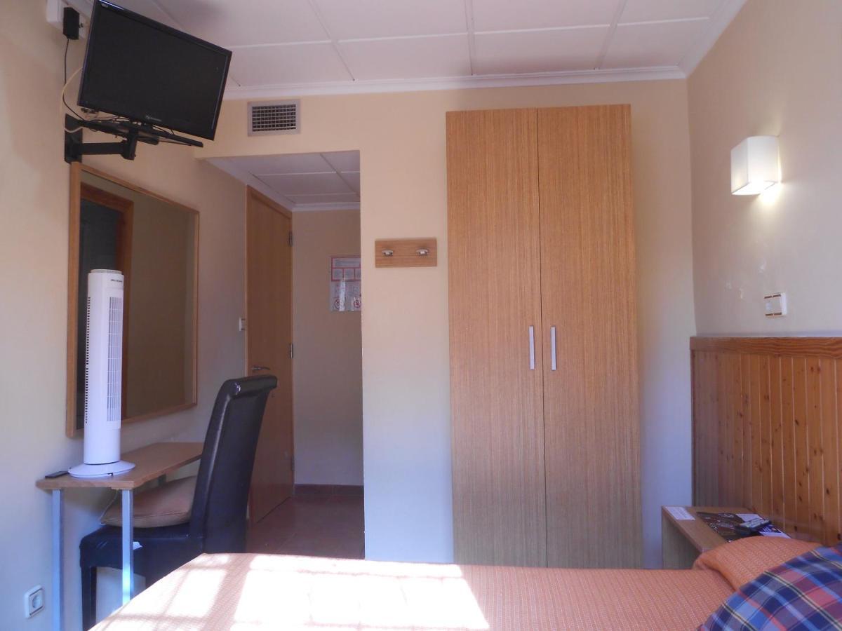 Hostal El Callejon Таррагона Екстер'єр фото