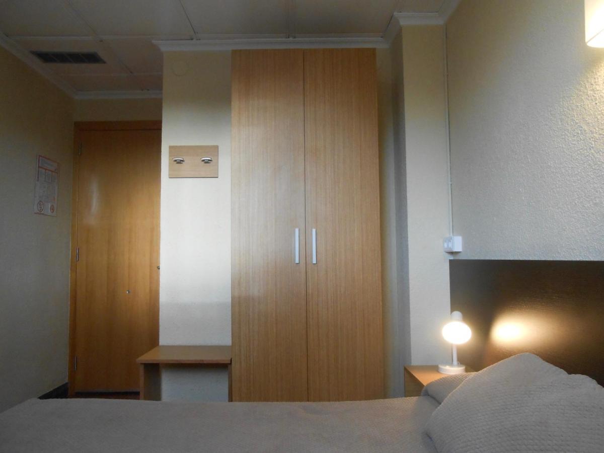Hostal El Callejon Таррагона Екстер'єр фото