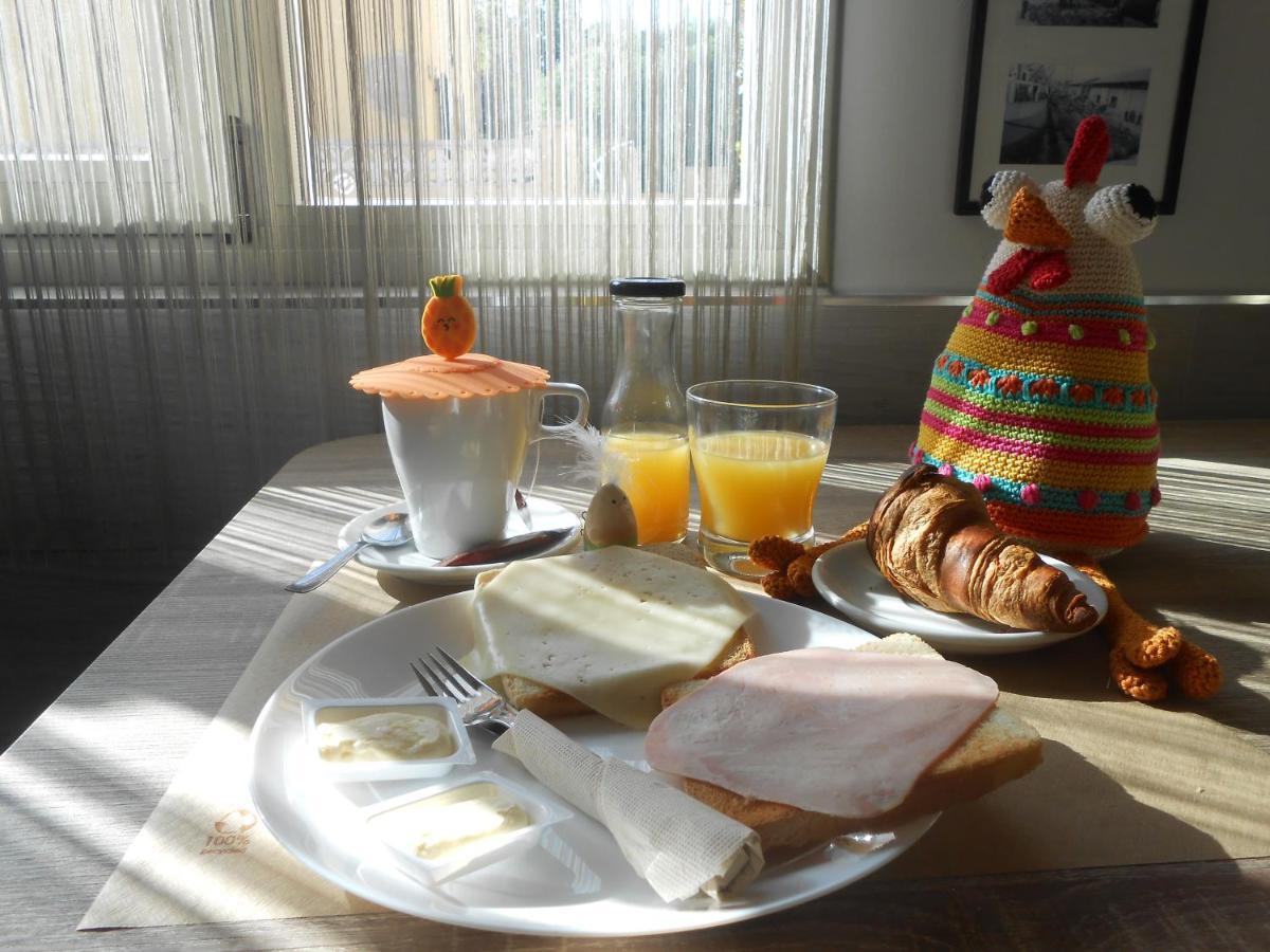Hostal El Callejon Таррагона Екстер'єр фото